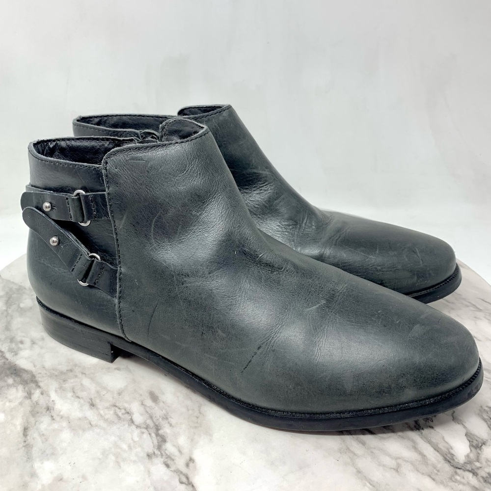 J. Jill Buckle Detail Gray Leather Moto Booties 8.5 Casual Classic Preppy Edgy